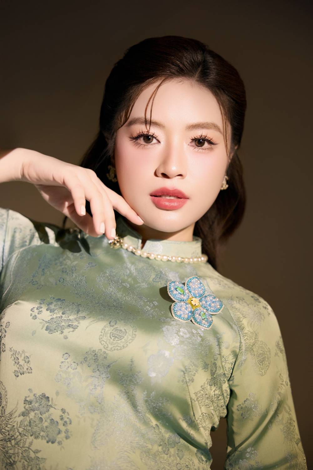 Nguyễn Thu Hằng tự hào khi hát mừng kỷ niệm 100 năm Ngày Báo chí Cách mạng Việt Nam - Ảnh 3. Nguyễn Thu Hằng tự hào khi hát mừng kỷ niệm 100 năm Ngày Báo chí Cách mạng Việt Nam - Ảnh 3.
