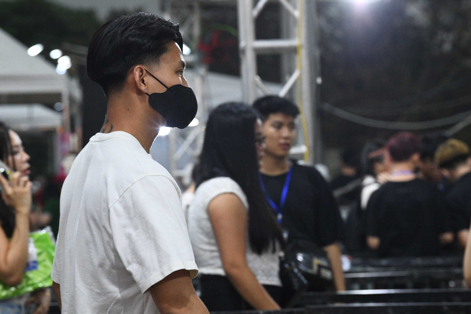 Văn Thanh hộ tống bạn gái gia thế “trâm anh thế phiệt” đi xem G-Dragon, không nhận ra nàng WAG siêu sexy qua cam thường- Ảnh 7. Văn Thanh hộ tống bạn gái gia thế “trâm anh thế phiệt” đi xem G-Dragon, không nhận ra nàng WAG siêu sexy qua cam thường- Ảnh 7.