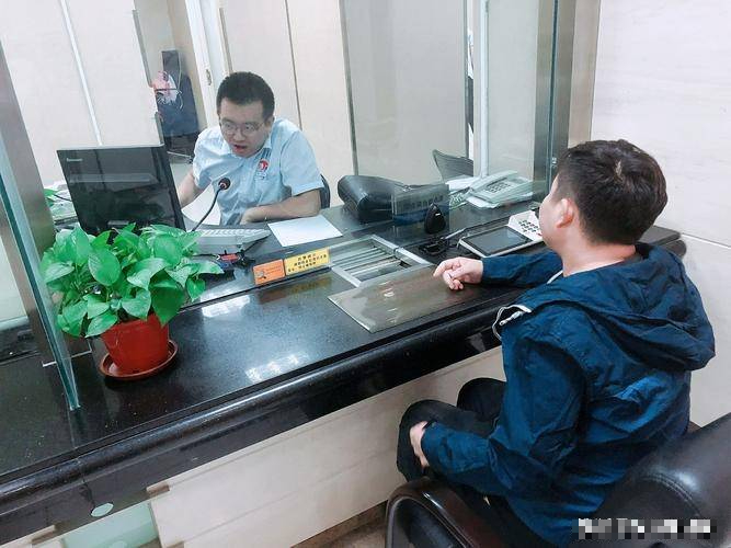 Thẻ ngân hàng trong ví, mật khẩu không lộ nhưng hơn 180 triệu vẫn "không cánh mà bay" - Trách nhiệm thuộc về ai?- Ảnh 2. Thẻ ngân hàng trong ví, mật khẩu không lộ nhưng hơn 180 triệu vẫn "không cánh mà bay" - Trách nhiệm thuộc về ai?- Ảnh 2.