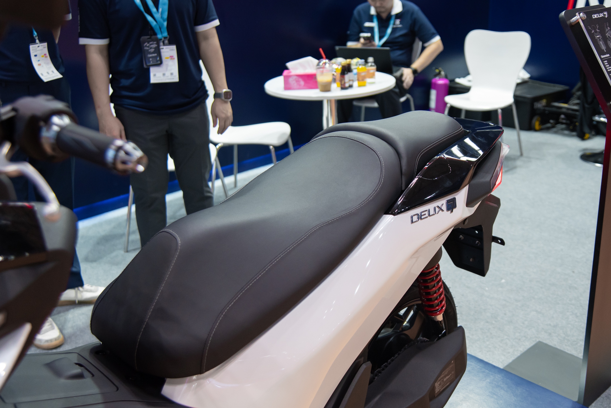 E3 Mobility Deux7 - Xe máy điện Hàn Quốc mới lạ về Việt Nam: Giá dự kiến 100 triệu đồng, nhỏ hơn SH, chạy 120km/sạc - Ảnh 16.