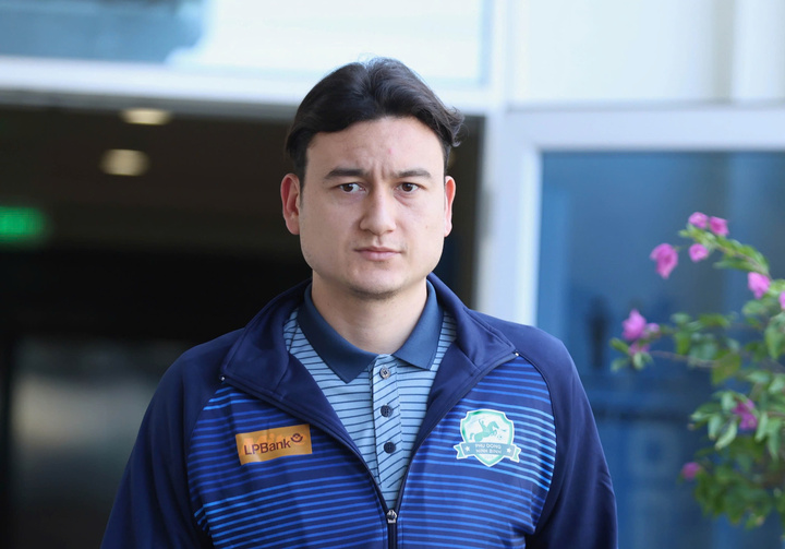 Đặng Văn Lâm ký hợp đồng 30 tỷ và tin đồn gây sốc tại V . League - Ảnh 2.