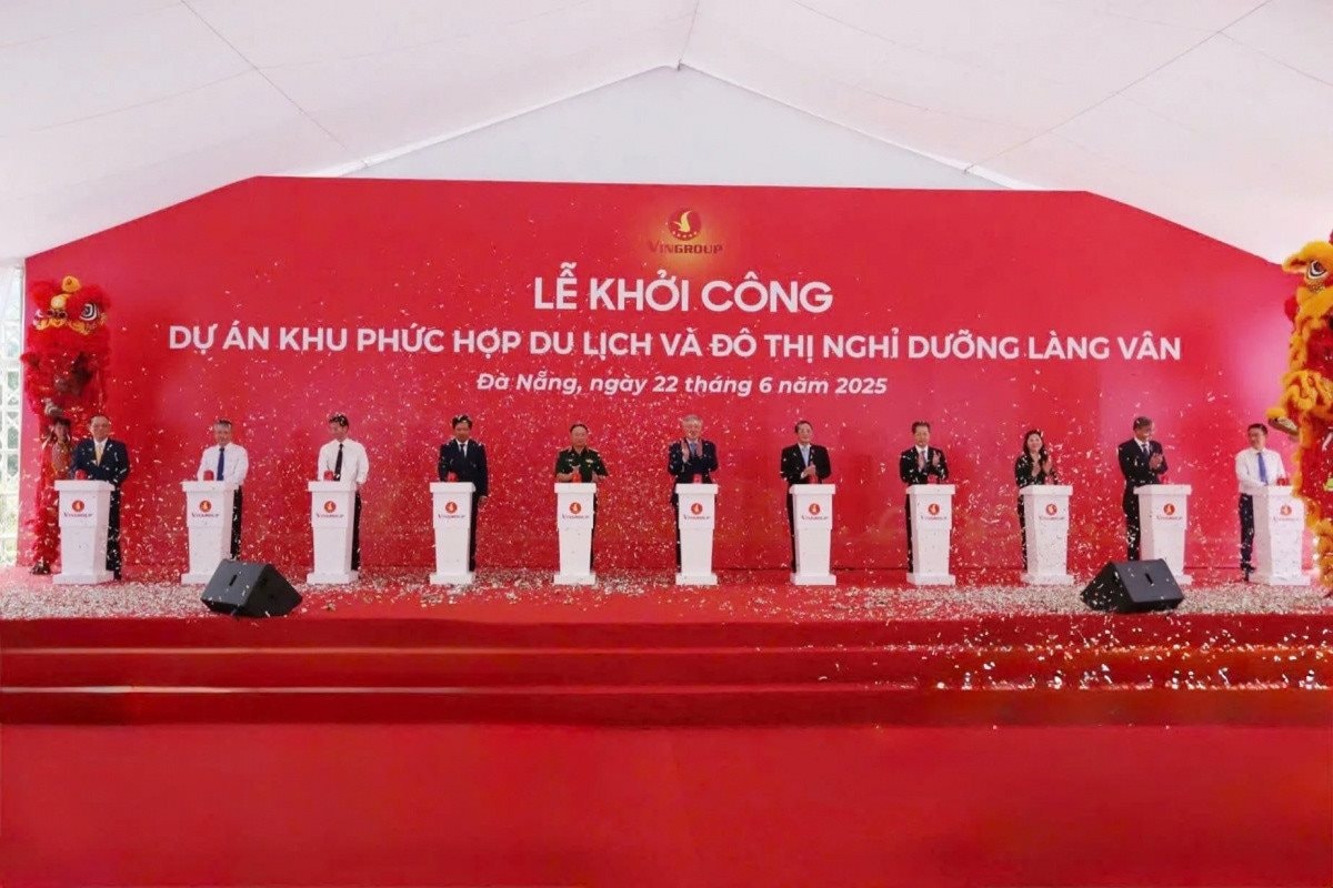 Vingroup khởi công dự án 45.000 tỷ nơi địa thế "tựa sơn hướng hải", ngay chân đèo đẹp nhất Việt Nam - Ảnh 2. Vingroup khởi công dự án 45.000 tỷ nơi địa thế "tựa sơn hướng hải", ngay chân đèo đẹp nhất Việt Nam - Ảnh 2.