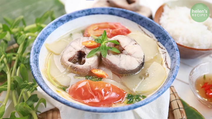Nấu canh cá nên dùng nước sôi hay nước lạnh để món ăn thêm ngon - Ảnh 1. Nấu canh cá nên dùng nước sôi hay nước lạnh để món ăn thêm ngon - Ảnh 1.