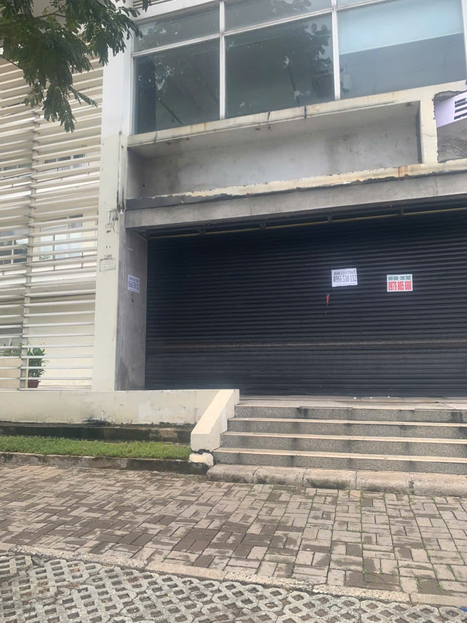 "Phố nh&agrave; gi&agrave;u" Ph&uacute; Mỹ Hưng đ&igrave;u hiu, mặt bằng cho thu&ecirc; treo bảng d&agrave;i ng&agrave;y, vắng người thu&ecirc;- Ảnh 2.