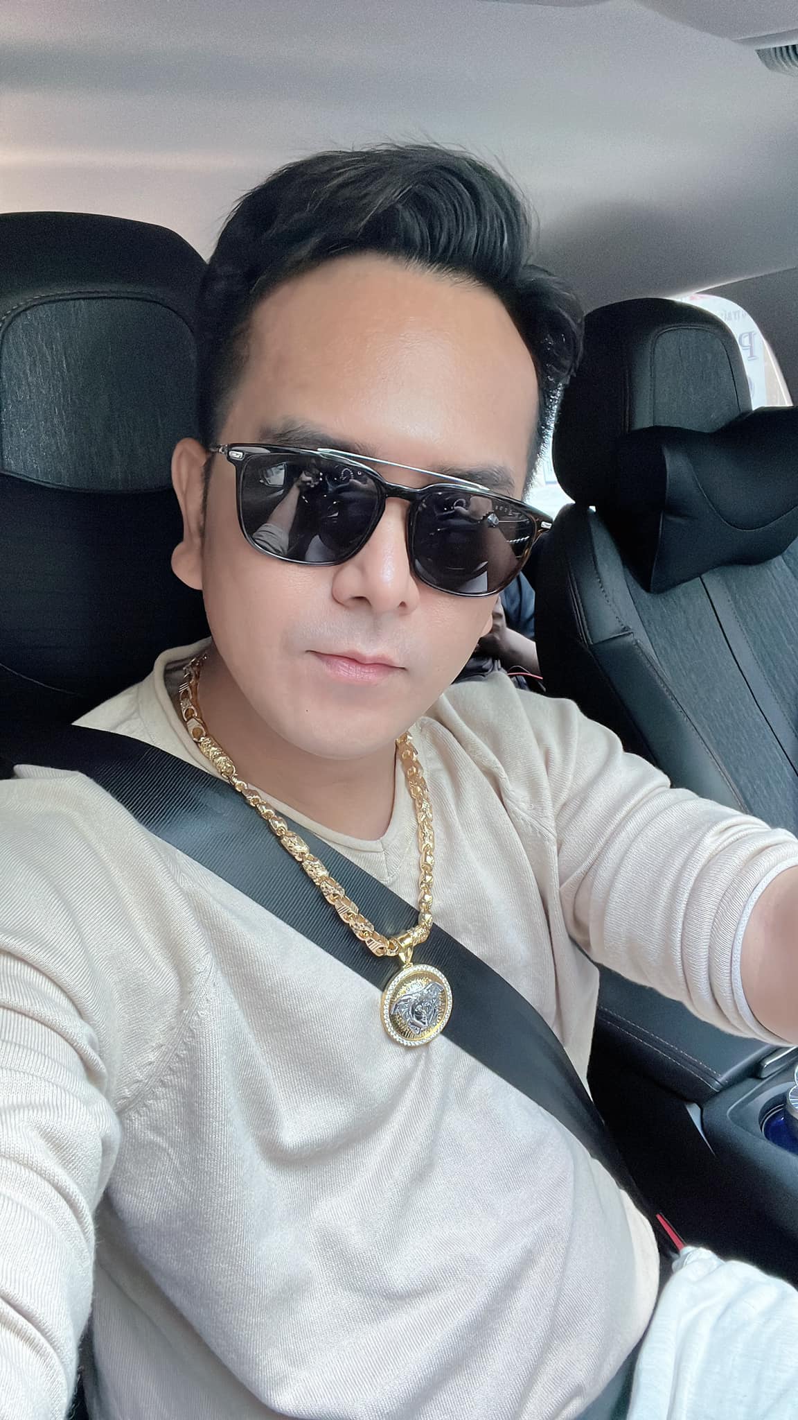 Người cùng Cường Đô La livestream bán nhà: Mở 3 công ty BĐS, 2 lần thông báo giải thể, đổi nghề xong đổi đời- Ảnh 5.