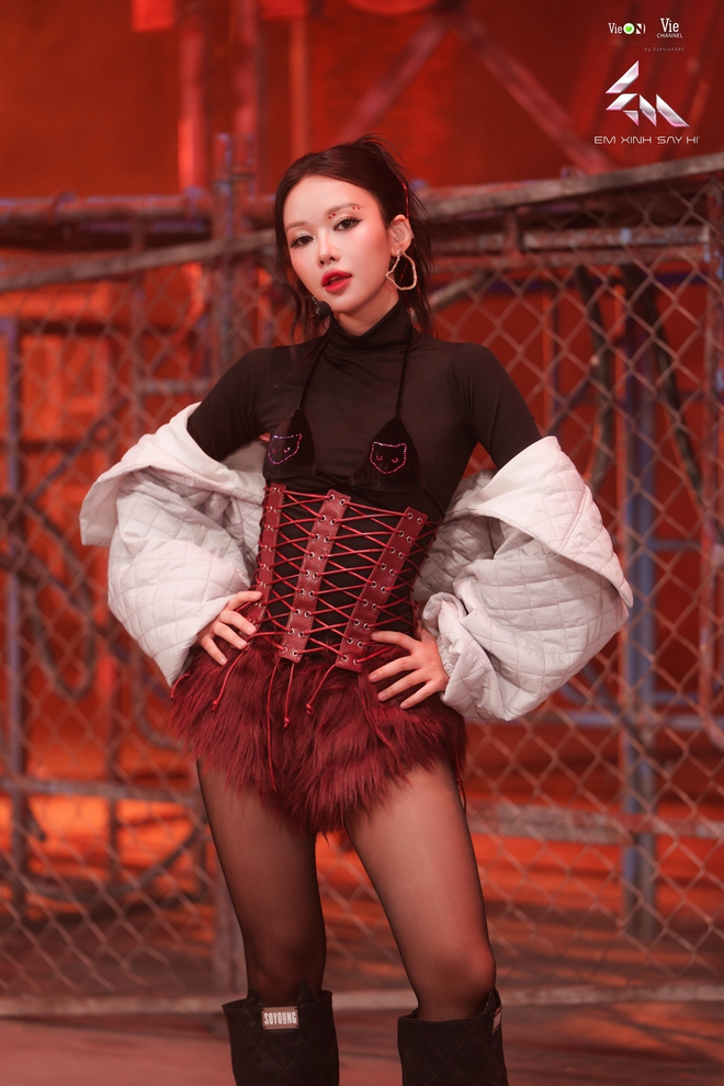 1 Em Xinh tự khui chuyện bị &eacute;p thử đồ giữa phố l&uacute;c 12h đ&ecirc;m?- Ảnh 7.