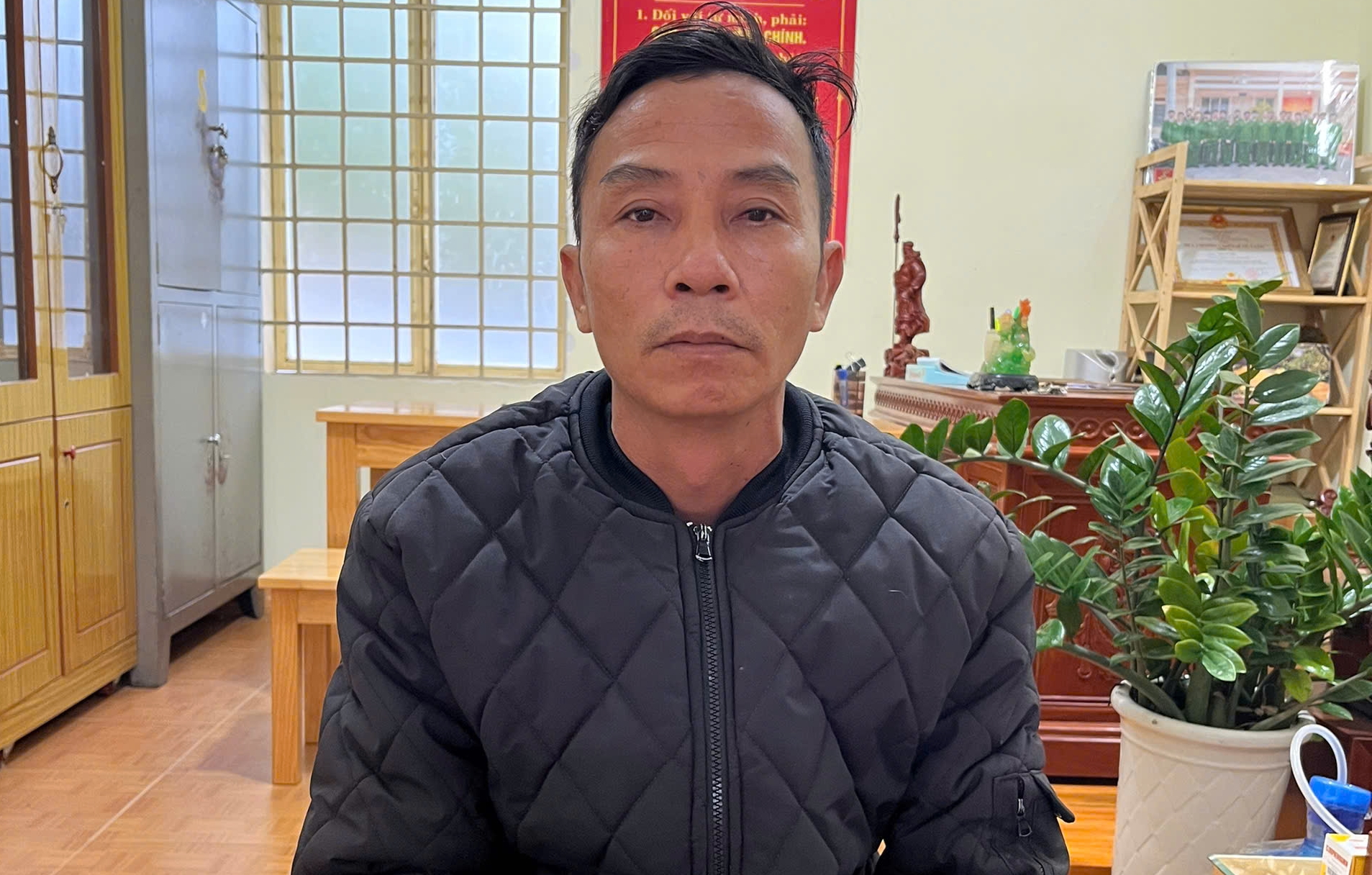 Lâm Đồng: Tạm giữ nghi phạm đâm vợ chồng thương vong Sau Mâu thuẫn tiền nợ - Ảnh 1. Lâm Đồng: Tạm giữ nghi phạm đâm vợ chồng thương vong Sau Mâu thuẫn tiền nợ - Ảnh 1.