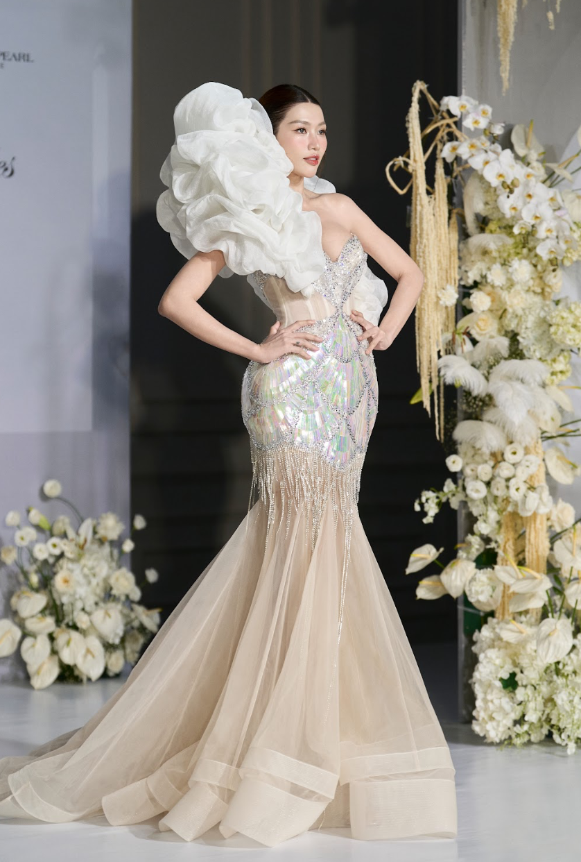 Hoa hậu Đoàn Thiên Ân làm cô dâu xinh đẹp trong show diễn của NTK Kim Anh Lê- Ảnh 3.