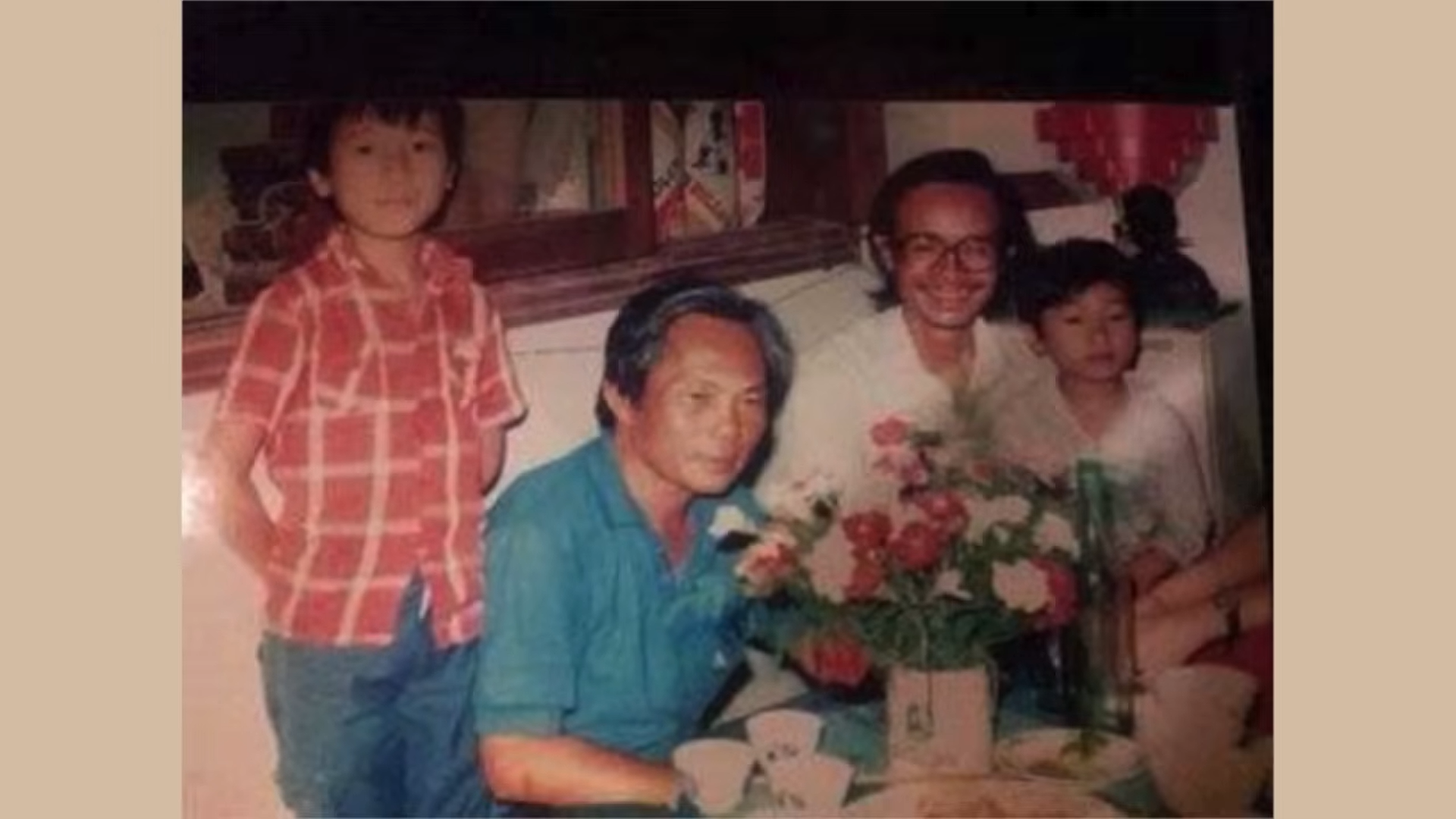 Nam nghệ sĩ nổi tiếng cả nước vừa bị nhồi máu cơ tim: "Tôi rất biết ơn chú Trịnh Công Sơn" - Ảnh 2. Nam nghệ sĩ nổi tiếng cả nước vừa bị nhồi máu cơ tim: "Tôi rất biết ơn chú Trịnh Công Sơn" - Ảnh 2.