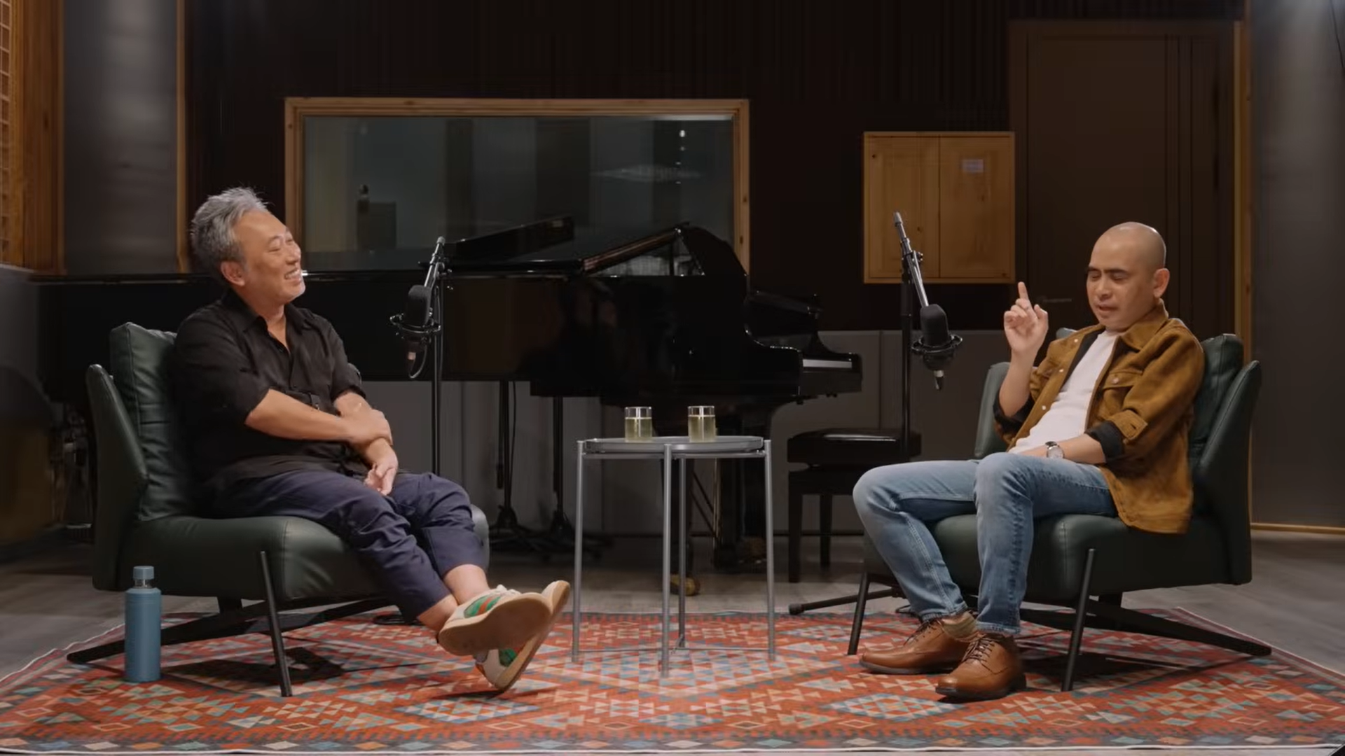 Đức Trí lần đầu kể về "khiếm khuyết" của mình: “Tôi nằm 3 tháng trong bệnh viện” - Ảnh 1.