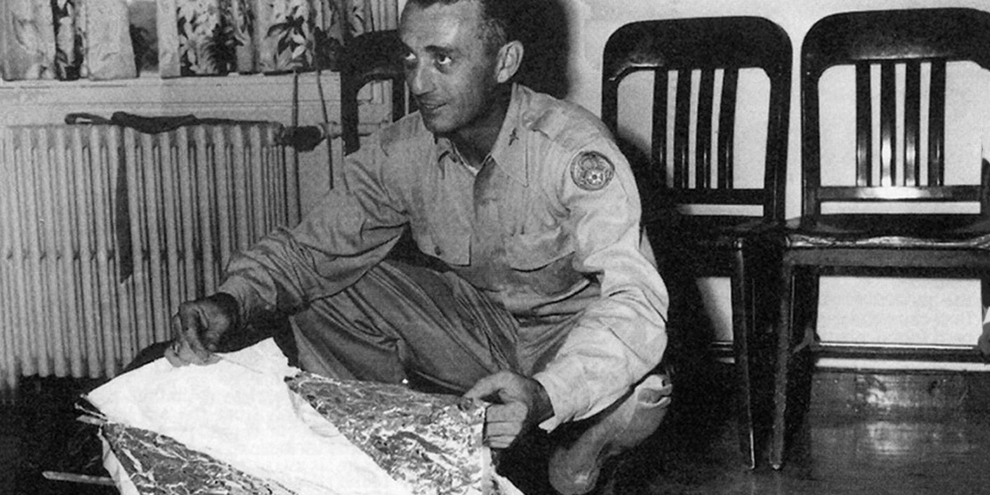 Những bí mật của sự kiện Roswell, một trong những bí ẩn nổi tiếng và gây tranh cãi nhất thế kỷ 20- Ảnh 1.