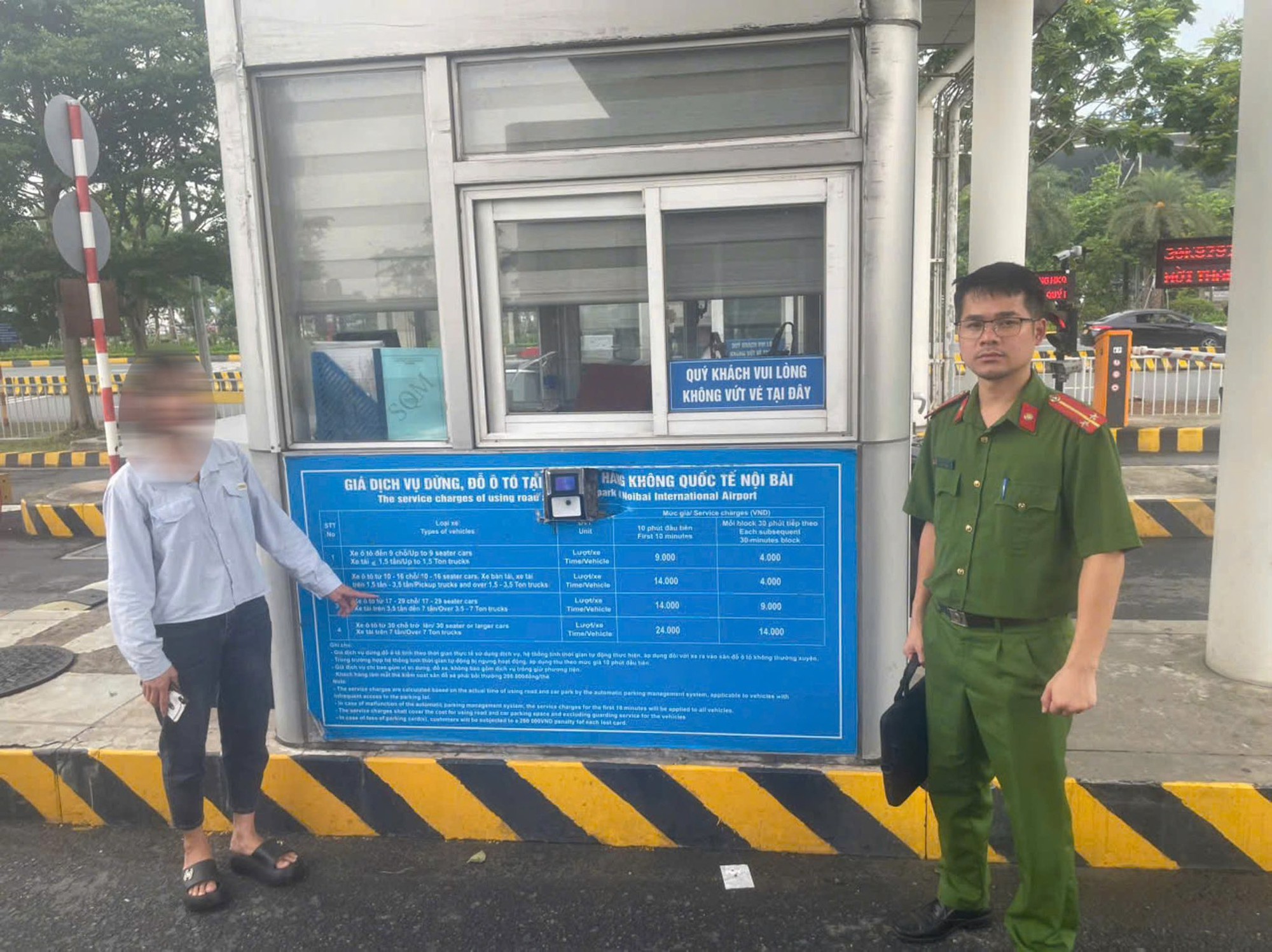 Chặt chém du khách Đài Loan tại sân bay Nội Bài: Xử lý nghiêm cò mồi và tài xế - Ảnh 2. Chặt chém du khách Đài Loan tại sân bay Nội Bài: Xử lý nghiêm cò mồi và tài xế - Ảnh 2.