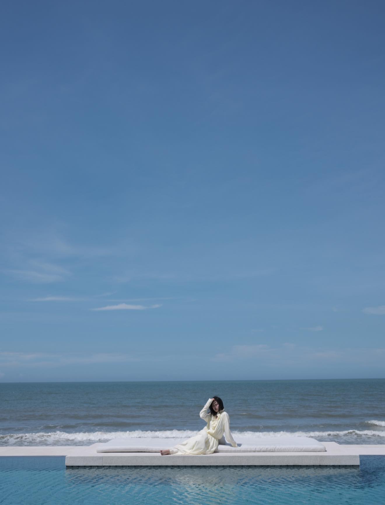 Nàng WAG được khen xinh nhất làng bóng Việt là cô chủ nổi tiếng, khoe chân dài nuột nà, mẹ một con visual cực phẩm- Ảnh 6. Nàng WAG được khen xinh nhất làng bóng Việt là cô chủ nổi tiếng, khoe chân dài nuột nà, mẹ một con visual cực phẩm- Ảnh 6.