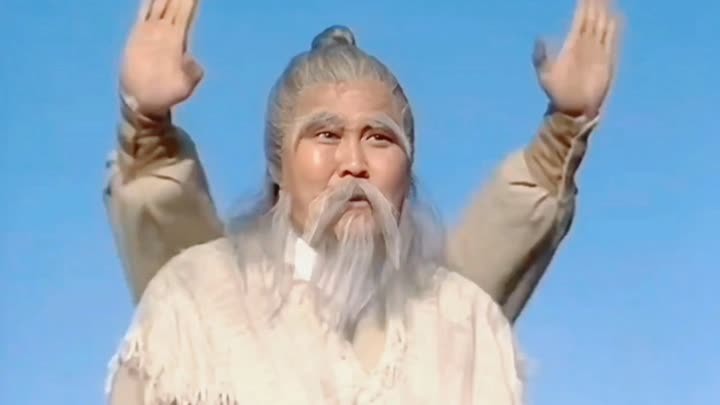 Chẳng phải tự sáng tạo, hóa ra Chu Bá Thông học lỏm tuyệt kỹ Song thủ hỗ bác từ thời Thiên Long Bát Bộ?- Ảnh 2.