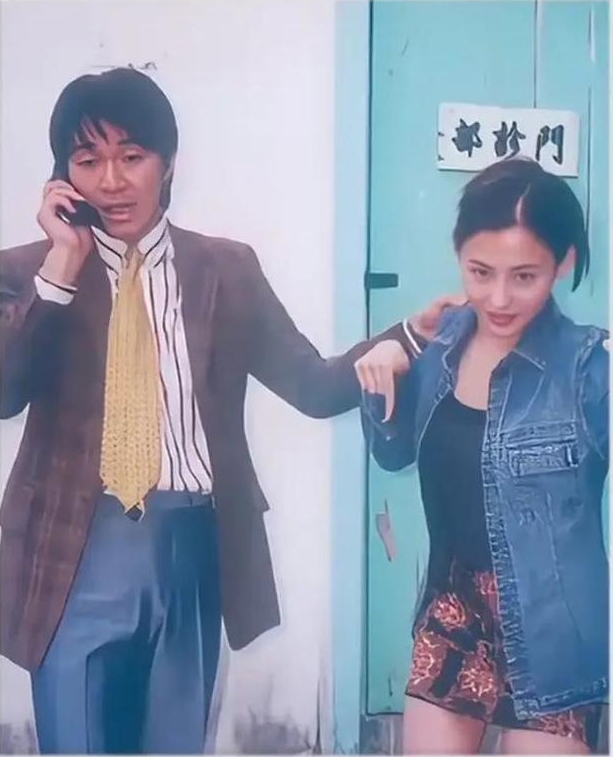 Trương Bá Chi làm 1 chuyện cho Châu Tinh Trì, bảo sao được “vua hài” chia tài sản nghìn tỷ - Ảnh 2. Trương Bá Chi làm 1 chuyện cho Châu Tinh Trì, bảo sao được “vua hài” chia tài sản nghìn tỷ - Ảnh 2.