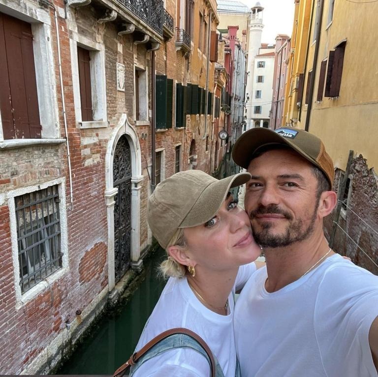 Tin sốc nửa đêm: Katy Perry và Orlando Bloom đã ly hôn! - Ảnh 4. Tin sốc nửa đêm: Katy Perry và Orlando Bloom đã ly hôn! - Ảnh 4.