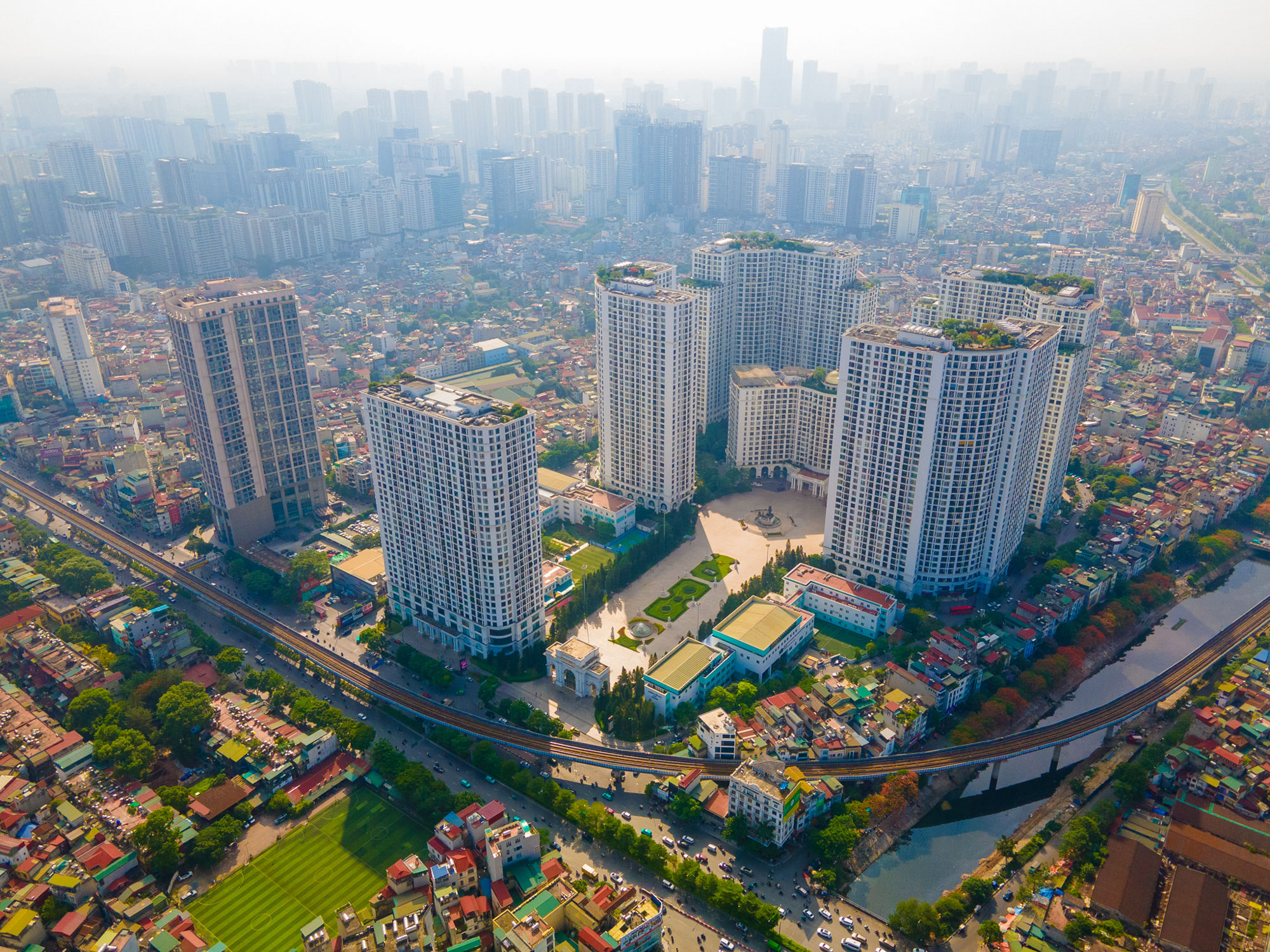 Hầm để xe rộng hơn một phường ở Hà Nội, nằm dưới khu đô thị của Vinhomes- Ảnh 1. Hầm để xe rộng hơn một phường ở Hà Nội, nằm dưới khu đô thị của Vinhomes- Ảnh 1.