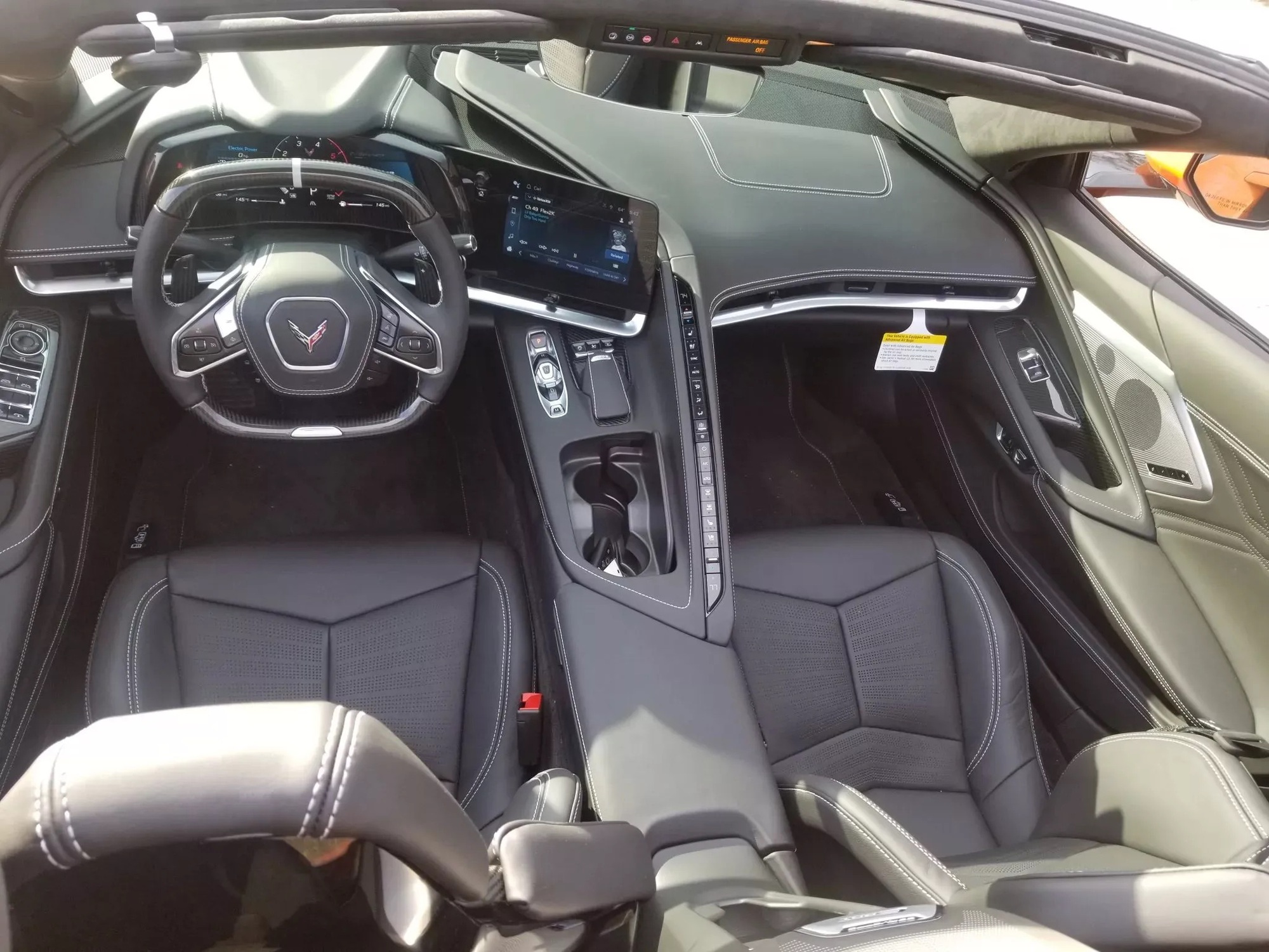 Chevrolet Corvette bản hybrid hiệu suất cao khiến bao người 'chưng hửng' về độ mất giá: Vừa chạy 180km đã 'bay' gần 800 triệu đồng - Ảnh 6.