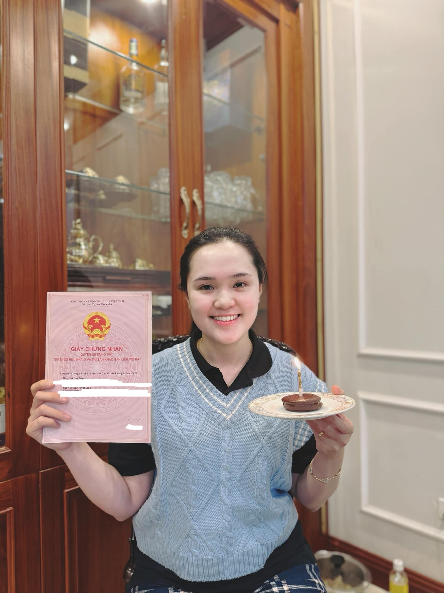 Đây rồi, nhà mặt phố cổ, giá không vài chục tỷ đồng của vợ chồng Duy Mạnh - Quỳnh Anh đã lộ diện- Ảnh 2.