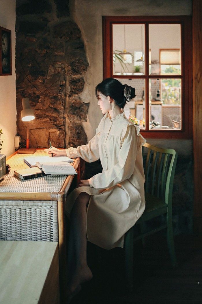 Biết m&igrave;nh mắc ung thư phổi, bố chồng vội v&agrave;ng l&agrave;m di ch&uacute;c nhưng &ocirc;ng để hết to&agrave;n bộ t&agrave;i sản cho 1 c&aacute;i t&ecirc;n ho&agrave;n to&agrave;n xa lạ- Ảnh 1.