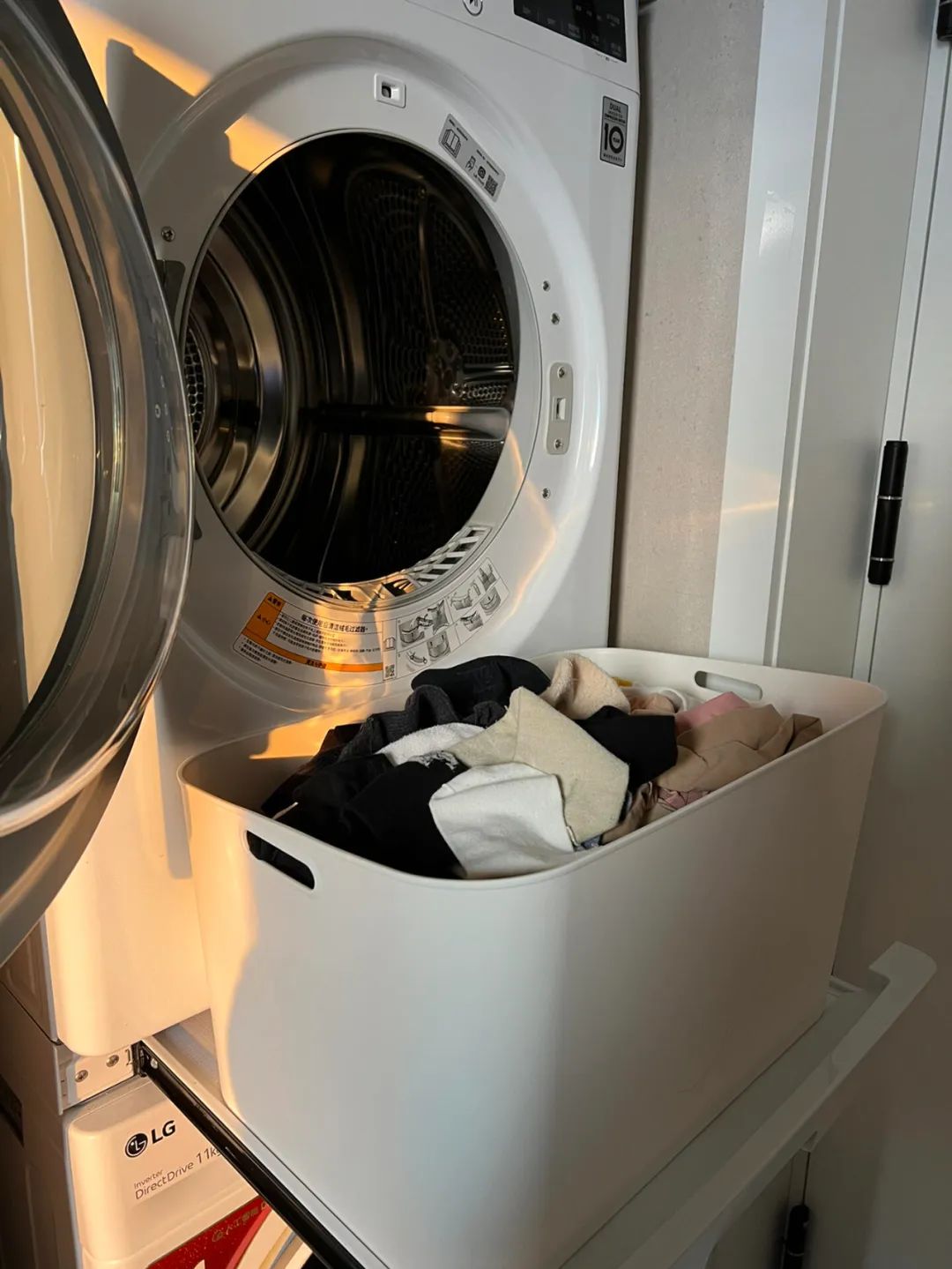 7 lỗi sai khi dùng máy giặt: Càng giặt quần áo càng bẩn, bốc mùi hôi- Ảnh 11. 7 lỗi sai khi dùng máy giặt: Càng giặt quần áo càng bẩn, bốc mùi hôi- Ảnh 11.