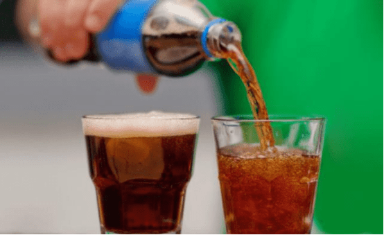 Chàng trai 17 tuổi suy thận giai đoạn cuối vì ăn quá nhiều 2 món nhưng vì