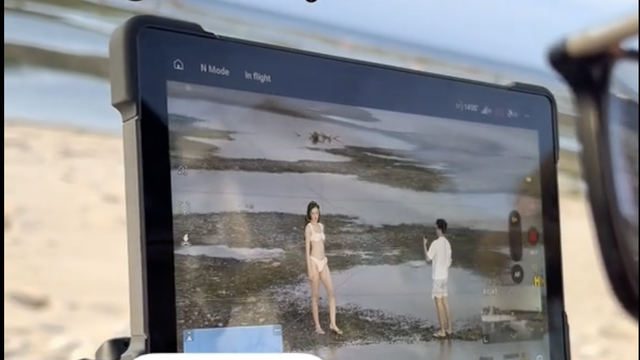 Bạn trai Hoa hậu Ý Nhi vướng tranh cãi vì 1 hành động lọt vào camera quay lén- Ảnh 2. Bạn trai Hoa hậu Ý Nhi vướng tranh cãi vì 1 hành động lọt vào camera quay lén- Ảnh 2.