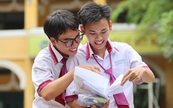 Kỳ thi tốt nghiệp THPT 2025: Sự kiện giáo dục đặc biệt nhất lịch sử Việt Nam - Ảnh 4. Kỳ thi tốt nghiệp THPT 2025: Sự kiện giáo dục đặc biệt nhất lịch sử Việt Nam - Ảnh 4.