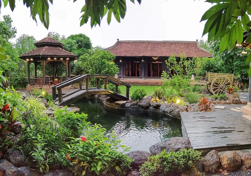 Bên trong biệt phủ 100 tỷ, rộng 16.000 m2 của Hoàng Mập: Giường ngủ 2,3 tỷ, hồ cá 4.000 đô một con - Ảnh 7. Bên trong biệt phủ 100 tỷ, rộng 16.000 m2 của Hoàng Mập: Giường ngủ 2,3 tỷ, hồ cá 4.000 đô một con - Ảnh 7.