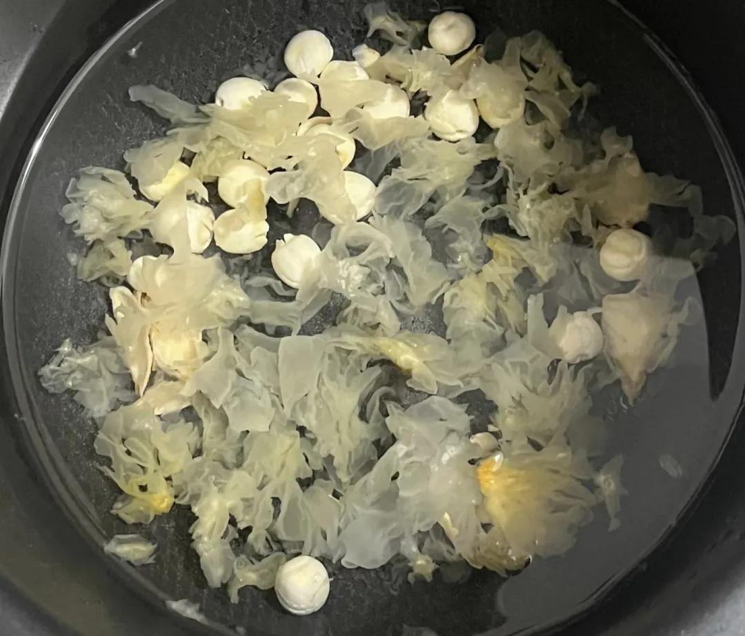 Hè đến, đừng bỏ qua món ăn trắng tinh mát lành này: Hè đến, đừng bỏ qua món ăn trắng tinh mát lành này: