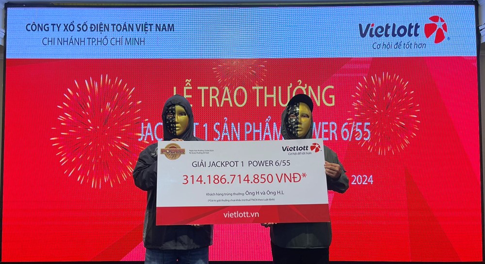 Trúng Vietlott 2 tỷ đồng, người đàn ông tiết lộ "bí kíp" chọn bộ số đơn giản, hóa ra ai cũng làm được- Ảnh 2. Trúng Vietlott 2 tỷ đồng, người đàn ông tiết lộ "bí kíp" chọn bộ số đơn giản, hóa ra ai cũng làm được- Ảnh 2.