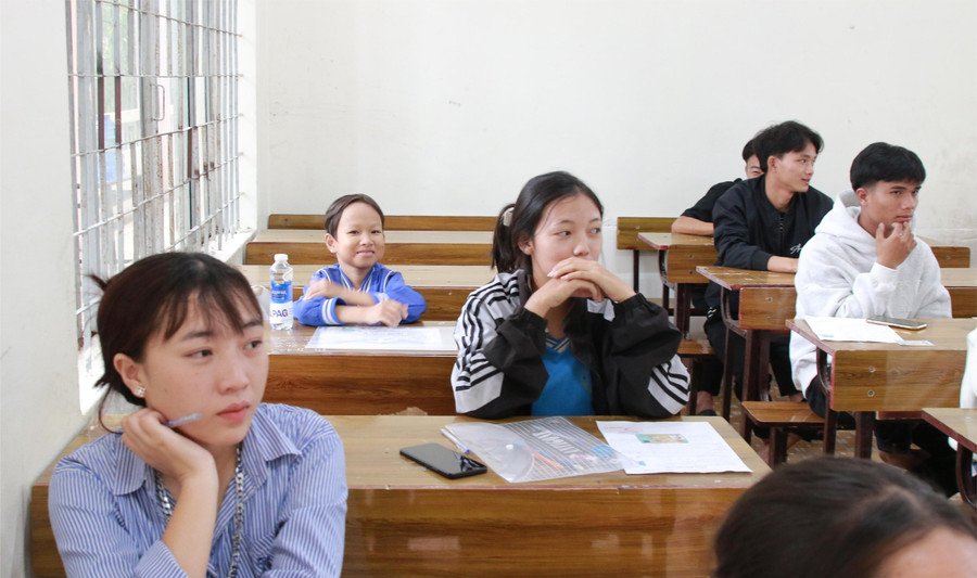Nguyễn Văn Thiện - dũng sĩ tí hon chinh phục Kỳ thi tốt nghiệp THPT Đắk Lắk - Ảnh 1.