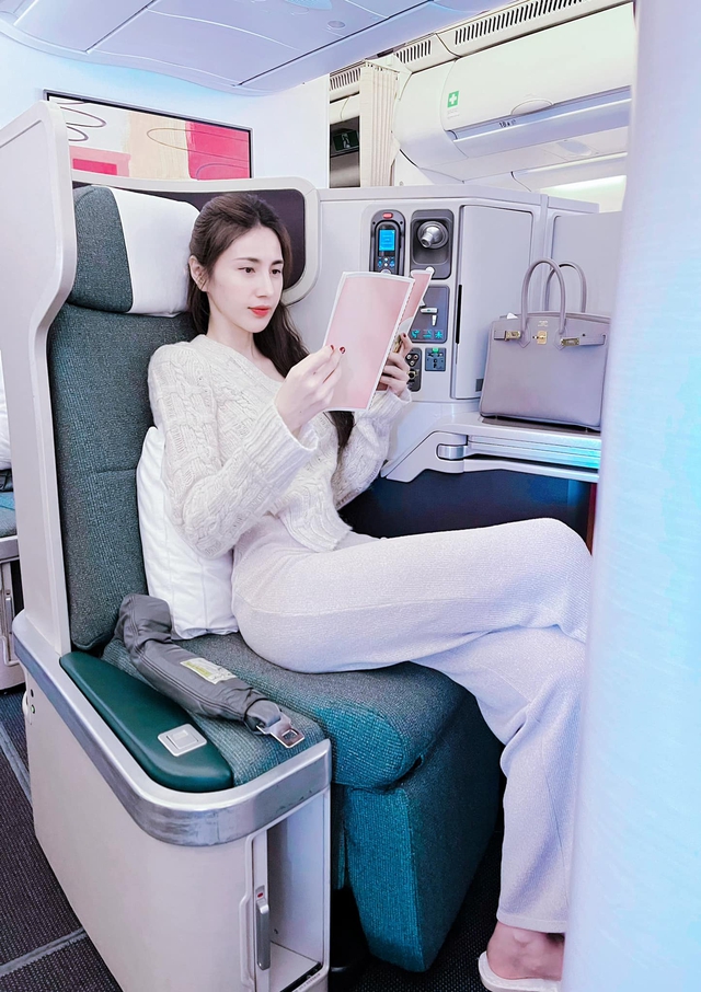 Công Vinh để lộ hình ảnh gây sốc của Thuỷ Tiên sau nửa năm ở ẩn- Ảnh 6. Công Vinh để lộ hình ảnh gây sốc của Thuỷ Tiên sau nửa năm ở ẩn- Ảnh 6.
