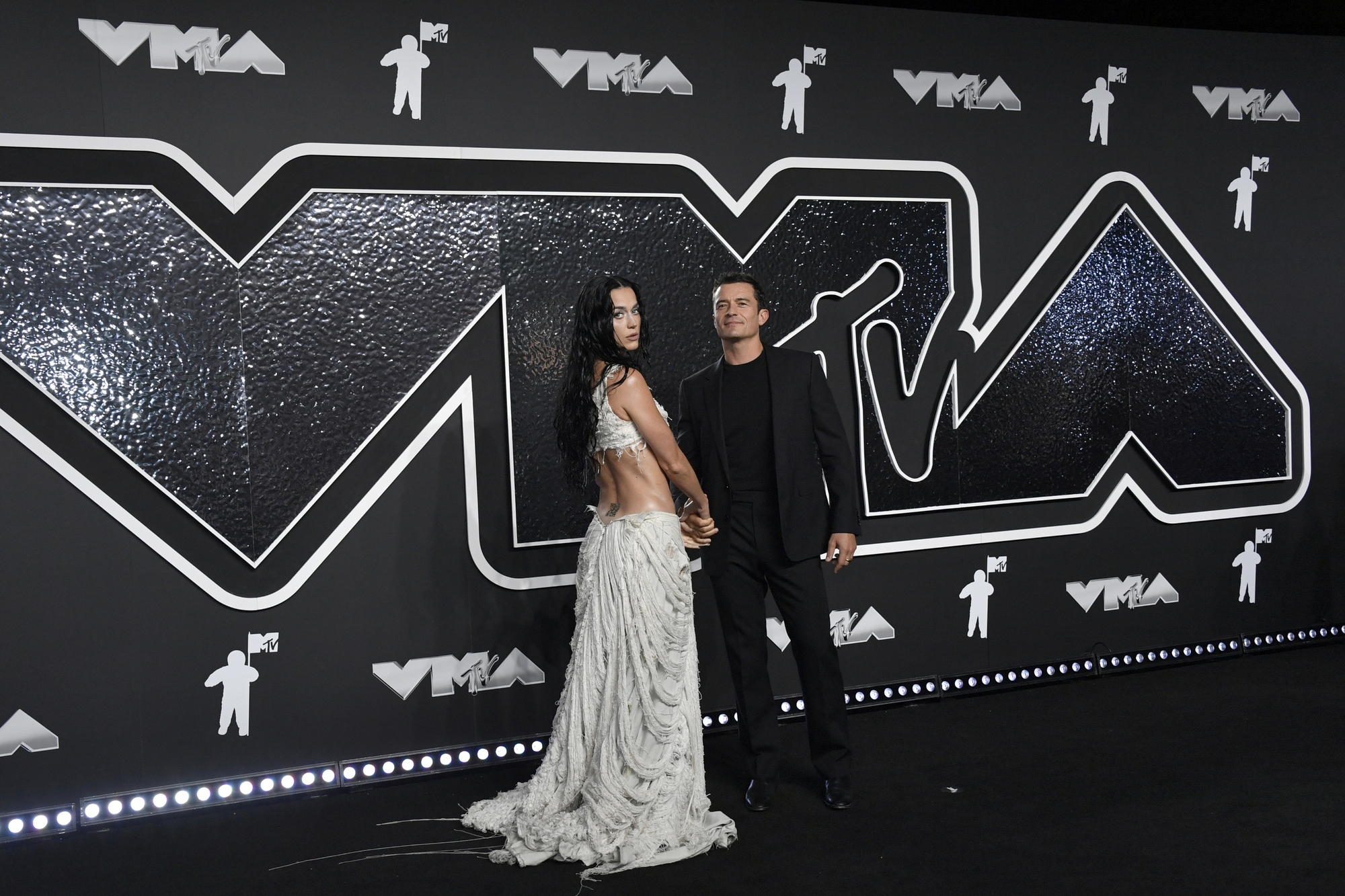 Ca sĩ Katy Perry và tài tử Orlando Bloom đường ai nấy bước- Ảnh 2.
