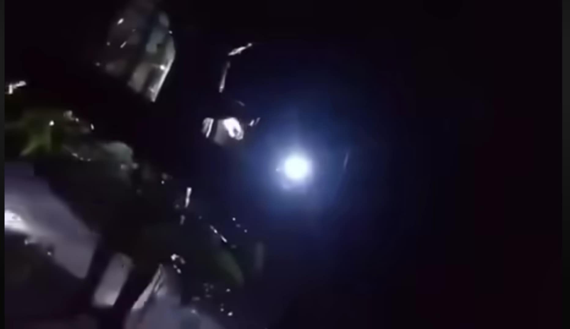 Nghịch tử đuổi đánh bố, chém mẹ tử vong- Ảnh 1. Nghịch tử đuổi đánh bố, chém mẹ tử vong- Ảnh 1.