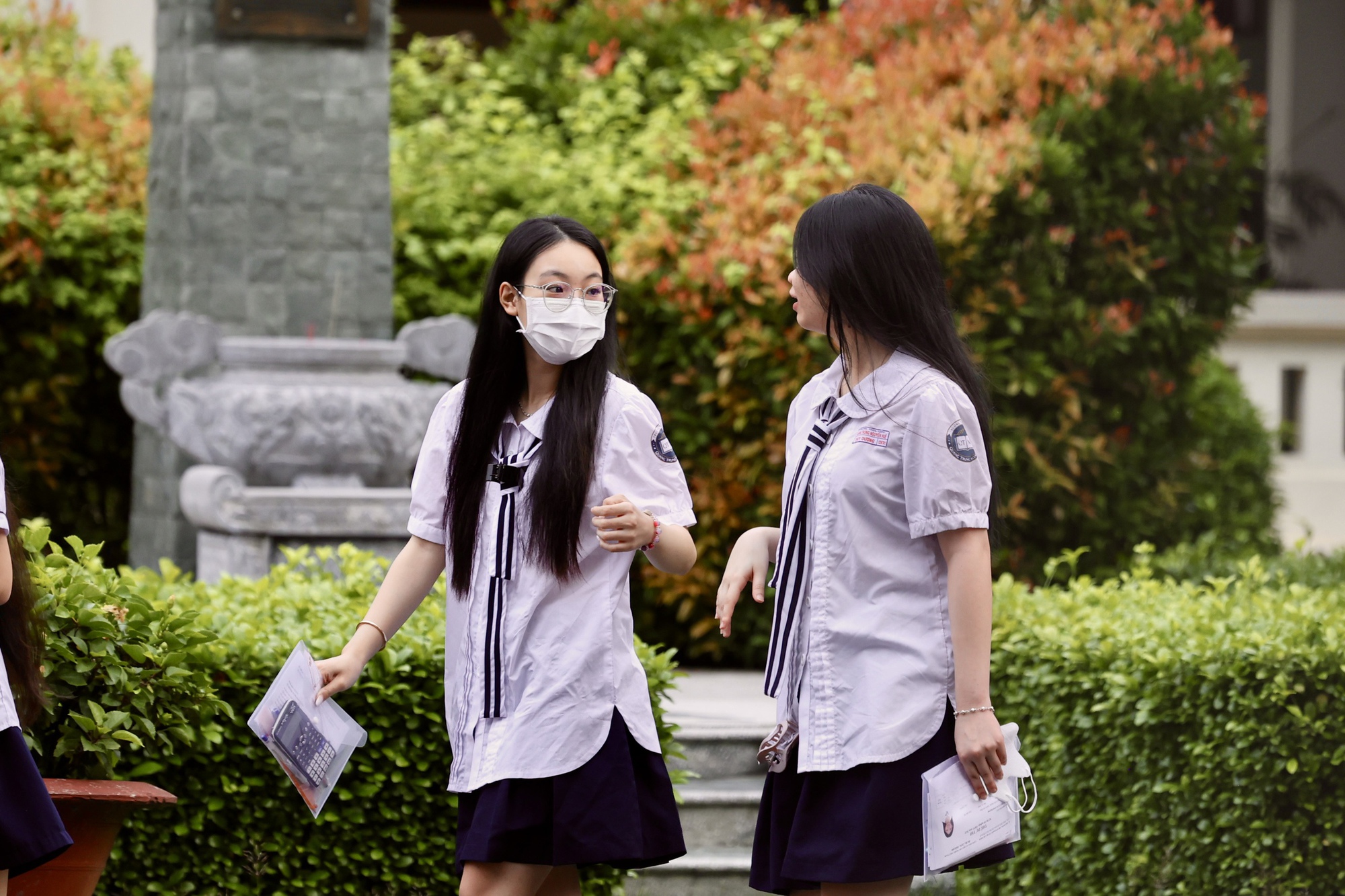 CẬP NHẬT kỳ thi tốt nghiệp THPT 2025: Gần 1 , 17 triệu thí sinh tham gia - Ảnh 21.
