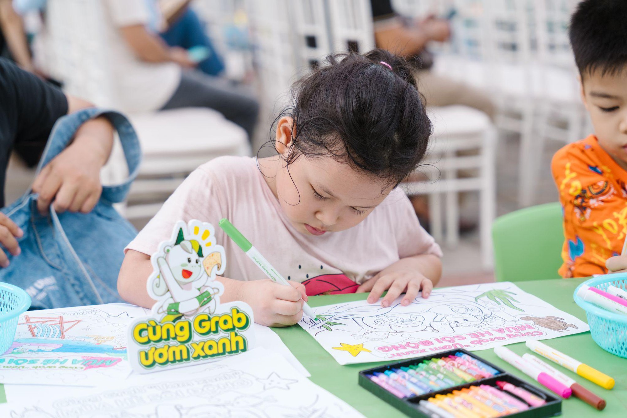 Hàng trăm gia đình đối tác tham gia Ngày hội gia đình Grab 2025: Vỡ òa cảm xúc tình thân - Ảnh 12. Hàng trăm gia đình đối tác tham gia Ngày hội gia đình Grab 2025: Vỡ òa cảm xúc tình thân - Ảnh 12.