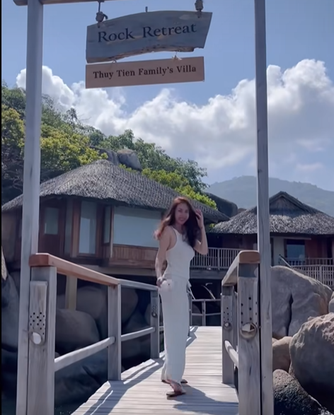 Đã có câu trả lời về việc biến mất 6 tháng bất thường của Thủy Tiên- Ảnh 2. Đã có câu trả lời về việc biến mất 6 tháng bất thường của Thủy Tiên- Ảnh 2.