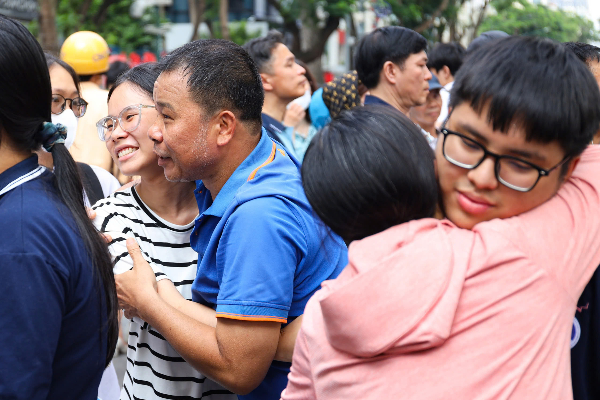 Thí sinh tự tin đạt 9 điểm môn văn tốt nghiệp THPT 2025 - Ảnh 13.