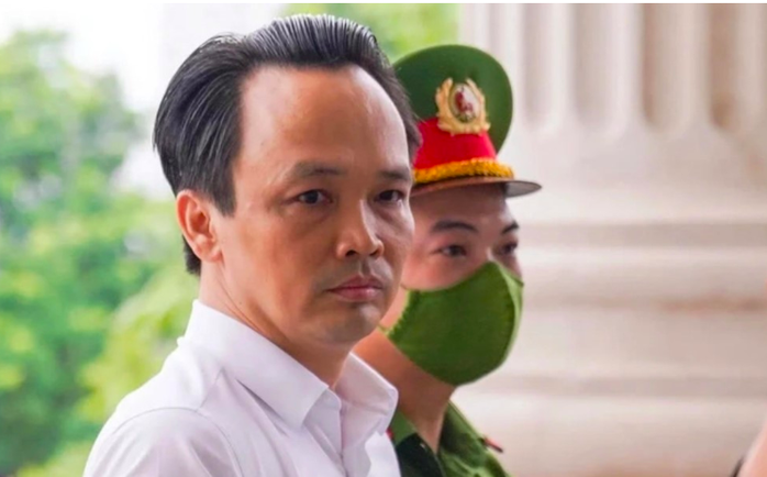 Cựu Chủ tịch FLC Trịnh Văn Quyết được giảm án còn 7 năm tù về tội lừa đảo - Ảnh 1.
