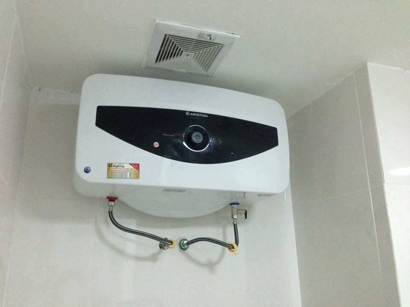 Bình nước nóng tiêu tốn điện năng không kém điều hòa - Ảnh 2.