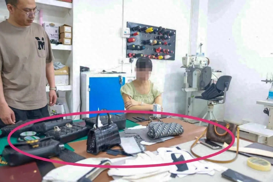 Triệt phá đường dây sản xuất hàng giả quy mô 36 tỷ đồng - Ảnh 1.