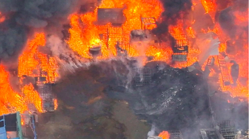 Cháy xưởng tại Hưng Yên, 4 người chết, 3 người bị thương- Ảnh 2.