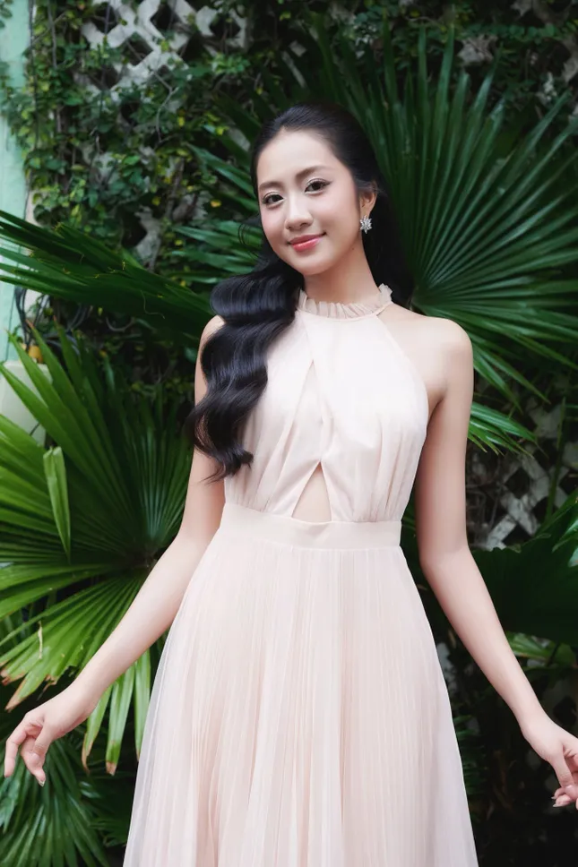 Học vấn của Hoa hậu Hà Trúc Linh - Ảnh 3.