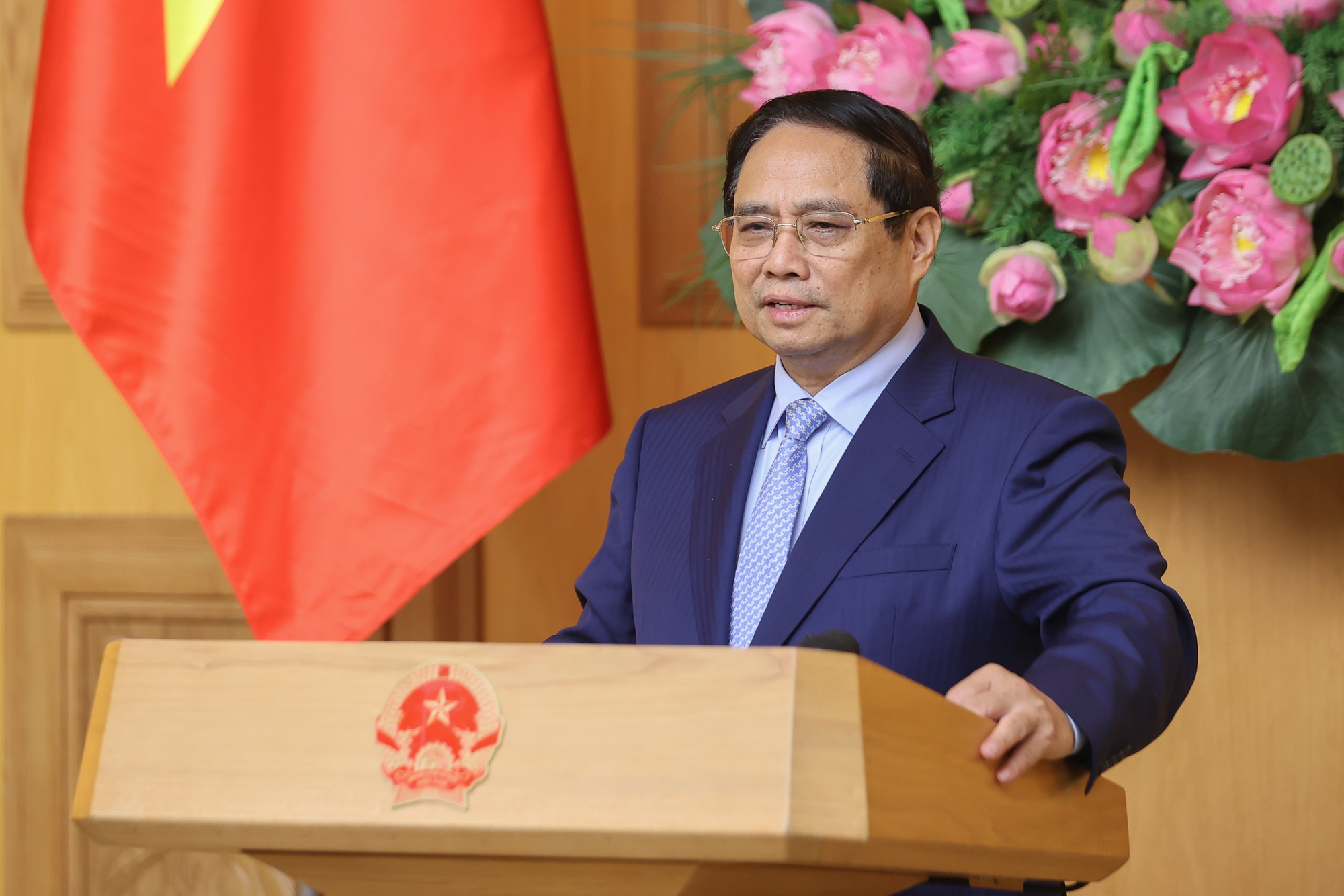 Thủ tướng kêu gọi doanh nghiệp Anh đưa thương mại và đầu tư song phương vượt 10 tỉ USD- Ảnh 1.
