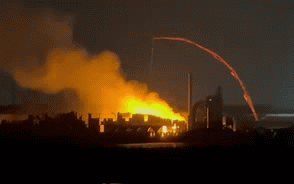 Cháy xưởng 4 người chết: 'Nghe tiếng nổ như bom, chúng tôi bỏ chạy tán loạn' - Ảnh 3.