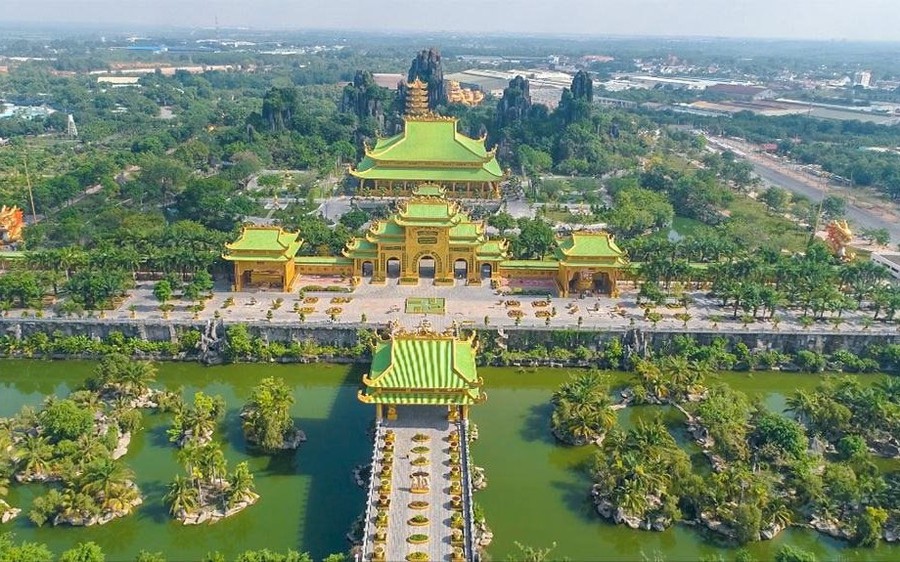 Hôm nay, khu du lịch Đại Nam của bà Nguyễn Phương Hằng đang diễn ra một sự kiện đặc biệt - Ảnh 1. Hôm nay, khu du lịch Đại Nam của bà Nguyễn Phương Hằng đang diễn ra một sự kiện đặc biệt - Ảnh 1.