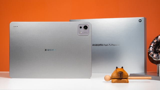 Cận cảnh Xiaomi Pad 7S Pro 12.5: Chip tự phát triển cực mạnh, màn hình đẹp và sạc nhanh 120W, giá 12 triệu rẻ hơn iPad Air- Ảnh 1.
