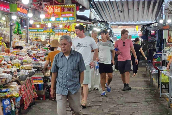 Thích mê Lào, Campuchia, nhưng chỉ khi đến Việt Nam khách Tây mới được 'đắm chìm' vào 1 thứ khắp đất nước - Ảnh 5.
