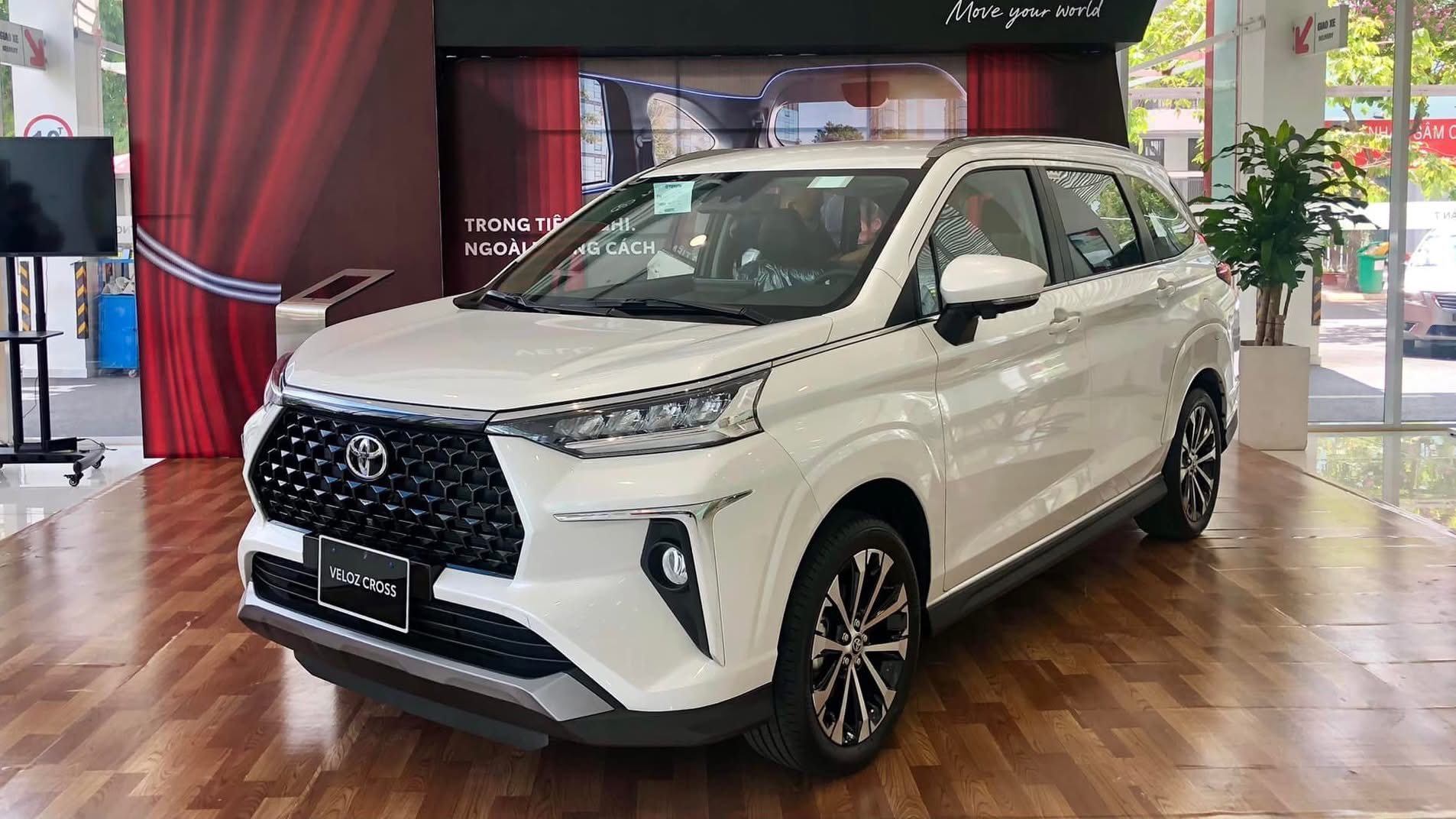 Toyota Avanza, Veloz giảm giá lăn bánh nhiều nhất 66 triệu đồng: Giá thực tế còn từ hơn 500 triệu, tăng sức cạnh tranh trước Xpander - Ảnh 3.